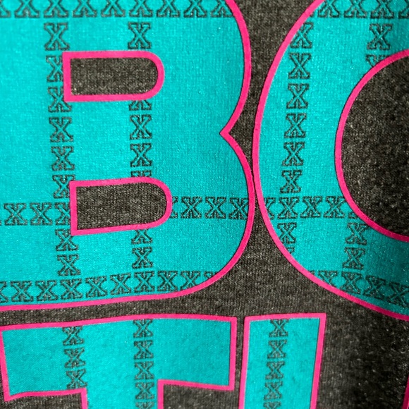 Graphic adidas Tee - Picture 4 of 4